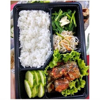 50 Hộp nhựa cơm 4 ngăn