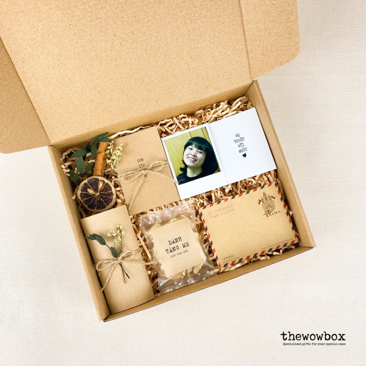 THE MOMMY BOX – Ảnh, mứt gừng Huế, trà hoa nhài - Quà tặng sinh nhật, quà 20/10, quà 8/3 THE WOW BOX