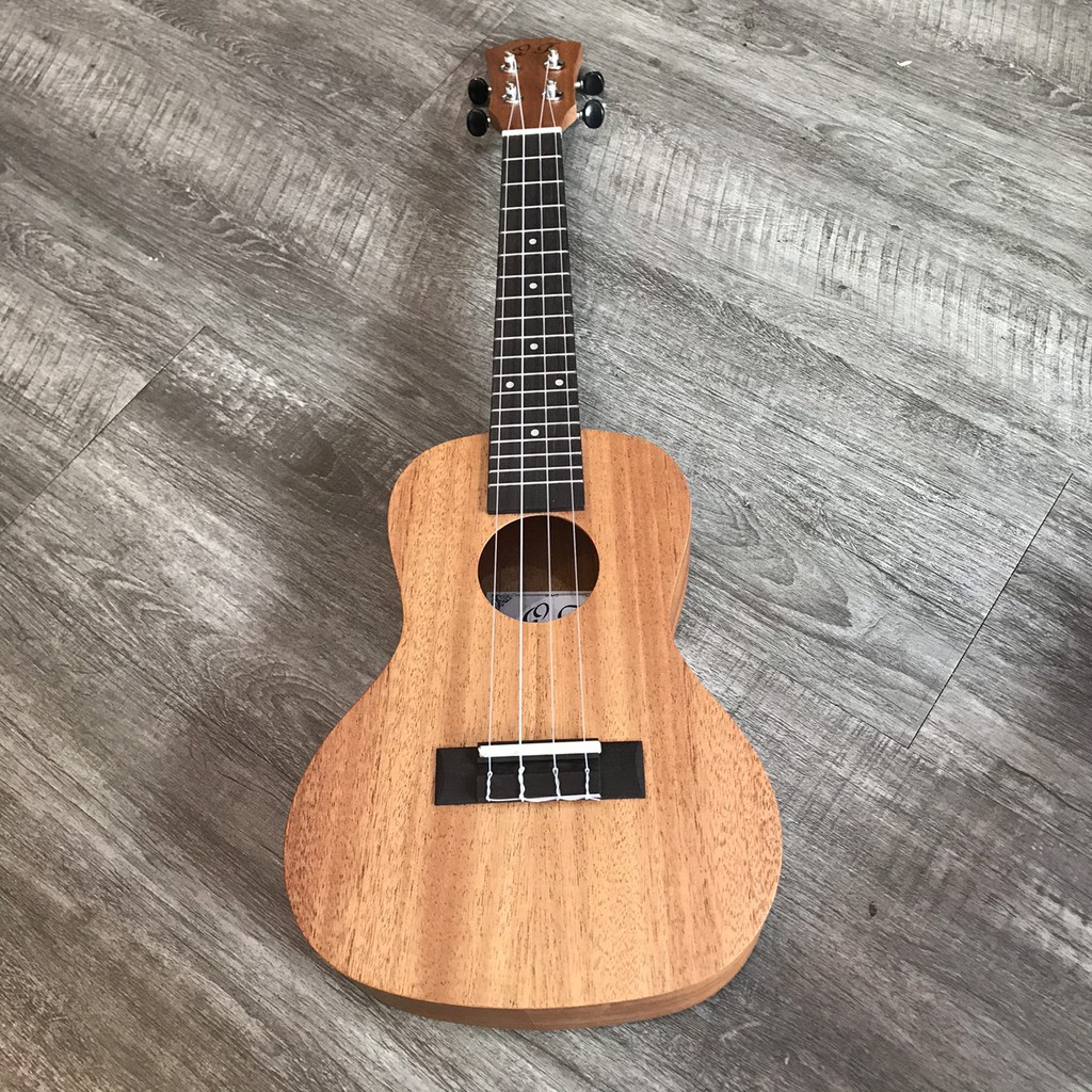 ĐÀN UKULELE GỖ CONCERT GIÁ RẺ TẶNG KÈM PHỤ KIỆN CHO NGƯỜI MỚI TẬP