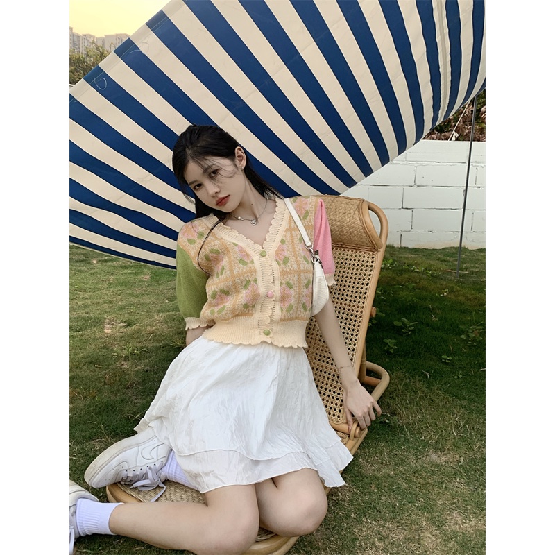 Cocory vn Áo Croptop Dệt Kim Tay Ngắn Cổ Chữ V Hoạ Tiết Hoa Thời Trang Mùa Hè