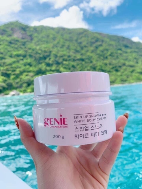 Kem dưỡng trắng da SKIN UP SNOW WHITE BODY CREAM