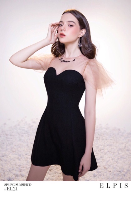 Đầm xòe phối lưới kết hạt