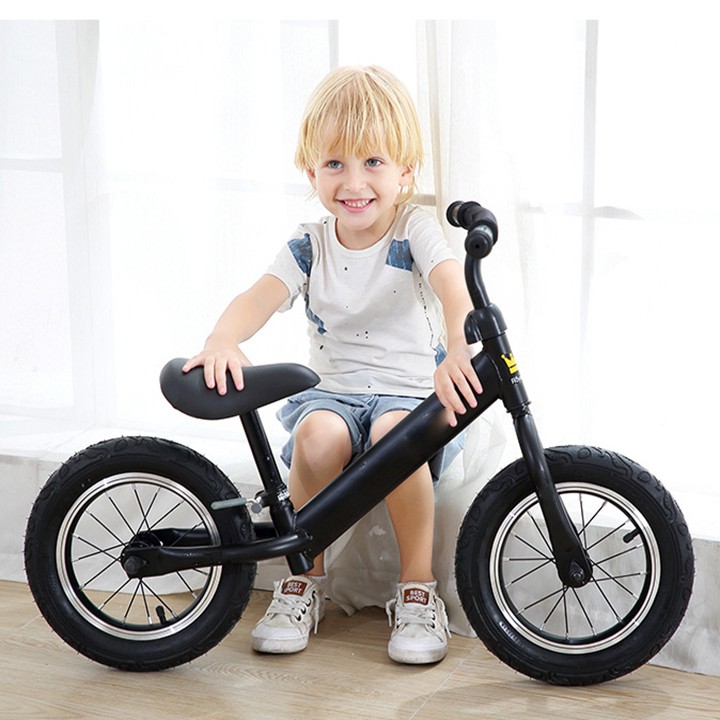 Xe Thăng bằng Cao cấp Sport nguyên hộp cho bé, xe chòi chân