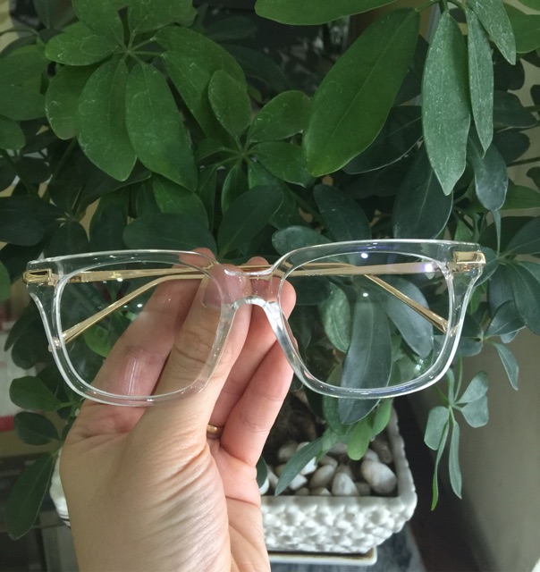 Kính Gọng Trong Suốt