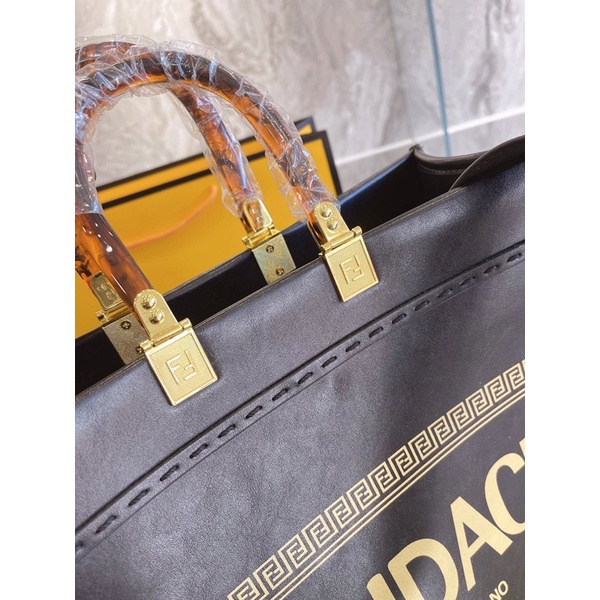 Túi xách Fendi bản to size 35cm - 41cm