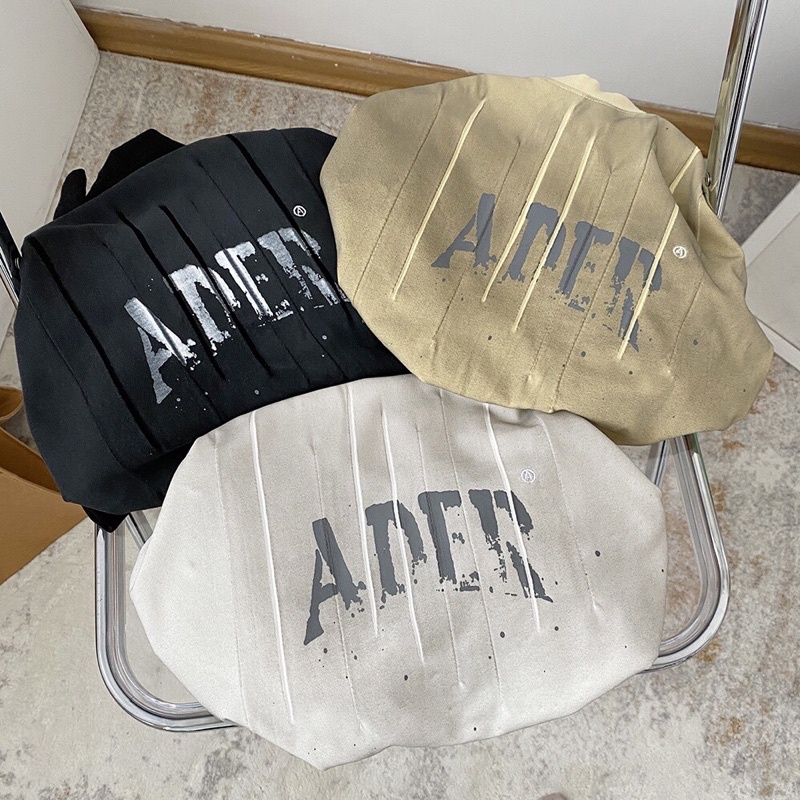 Áo thun Ader loang màu