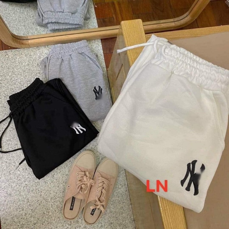 Quần bom lô gô chữ lồng LN12
