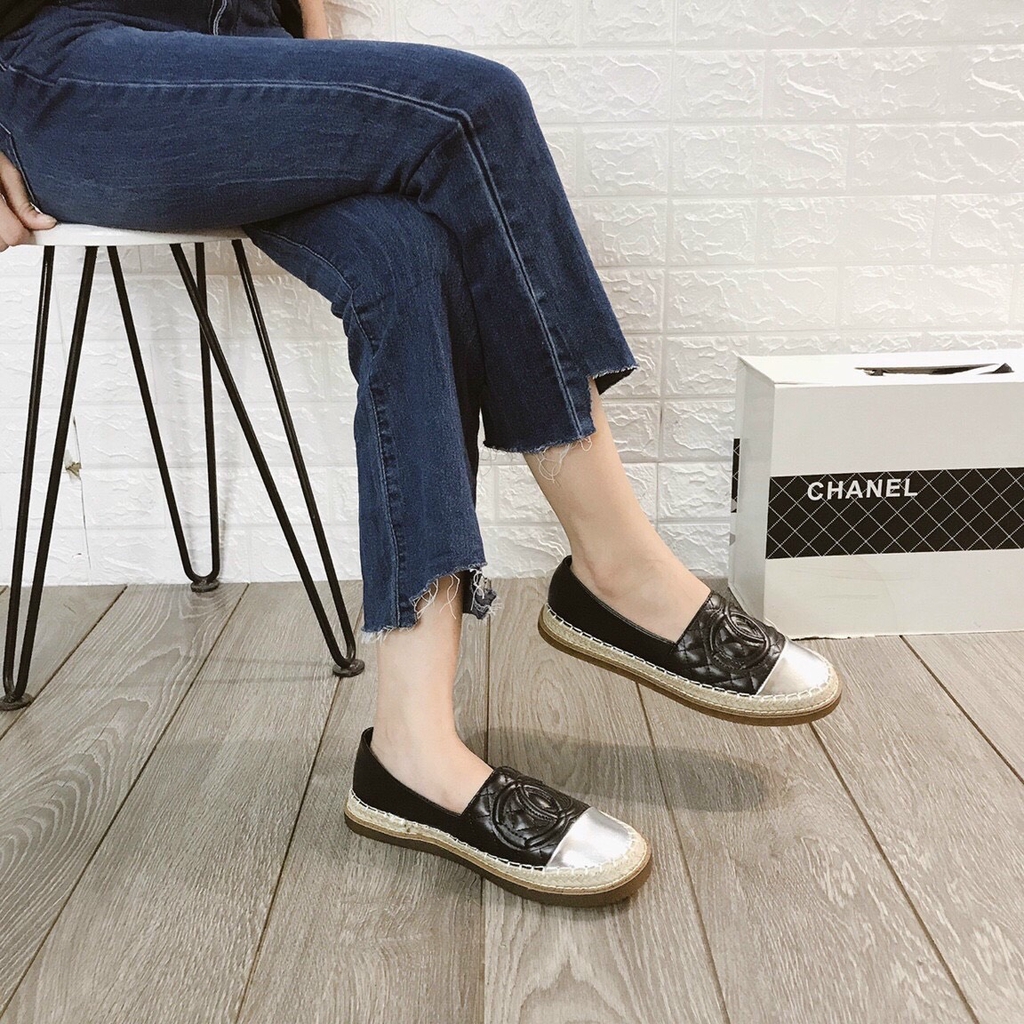 Giày lười da bóng phối hai mầu đế cói êm chân FREESHIP | BigBuy360 - bigbuy360.vn