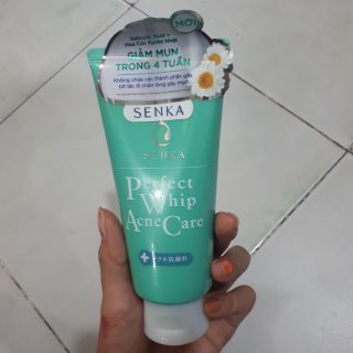 Sữa rửa mặt cho da mụn Senka Perfect Whip Acne Care