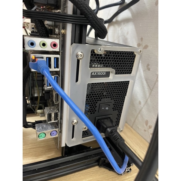 Miếng mica giúp dựng, diy case máy tính lên nhôm định hình, ngàm gắn mainboard, nguồn, quạt