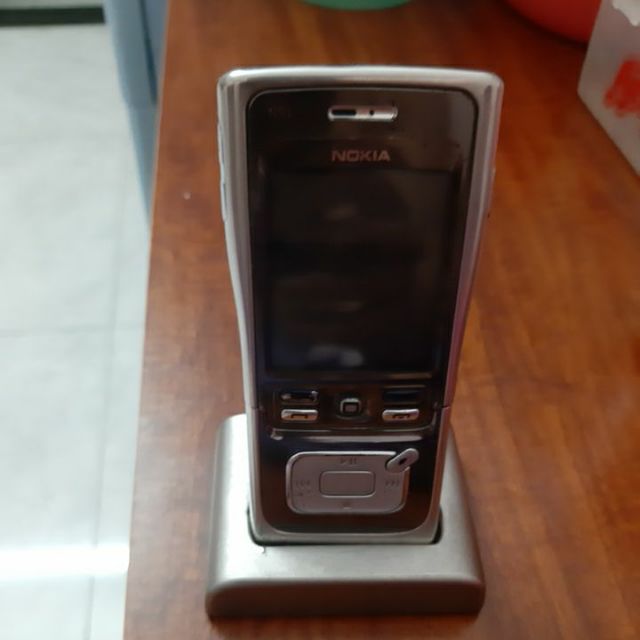 Nokia N91 điện thoại hoài cổ kèm dock sạc