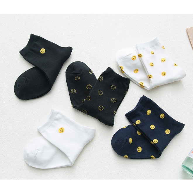 Vớ Tất Mặt Cười nhỏ cổ cao phong cách Hàn Quốc siêu dễ thương dành cho nữ.