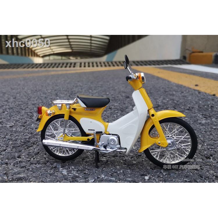 Mô Hình Xe Mô Tô Honda Super Cub Little Sheep Still Tỉ Lệ 1: 12