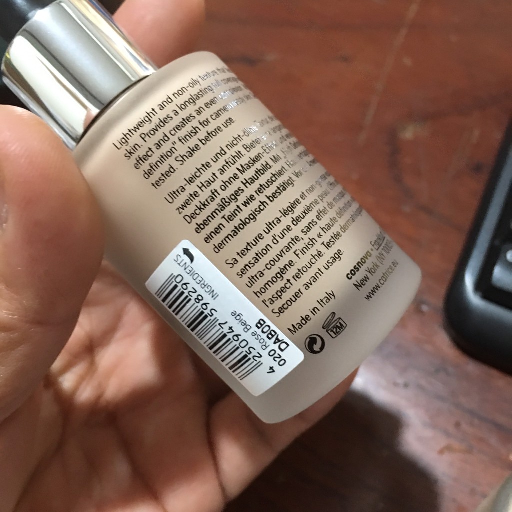 Kem Nền Catrice HD Liquid Coverage Foundation