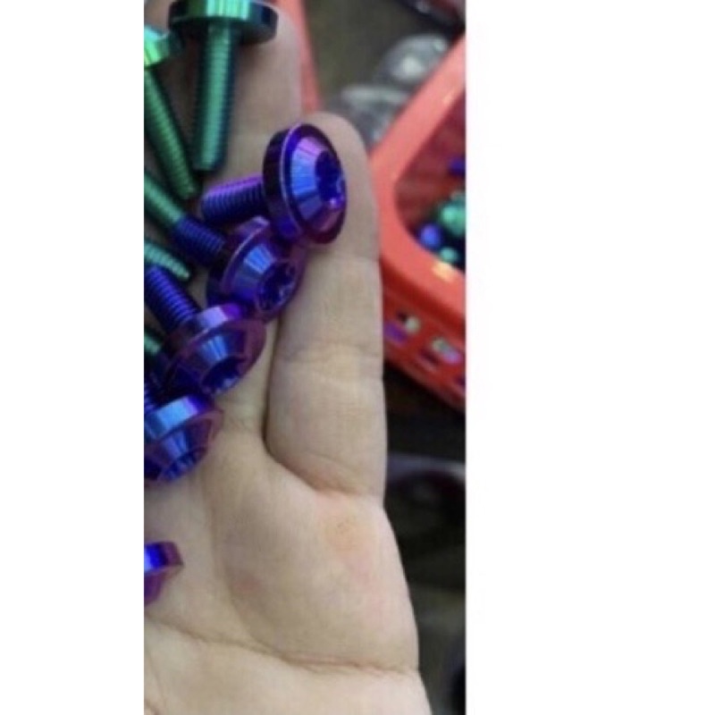 Ốc Titan GR5 5li Bắt Mão &amp; Đồng Hồ WINNER X ( giá 1 con) Có đủ màu