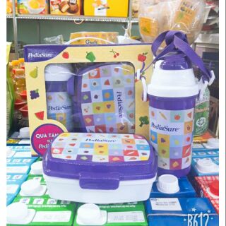 Bộ hộp cơm, bình nước pediasure