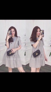 Váy kẻ đuôi cá viền sọc tay
