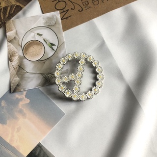 Pin cài áo Hoa cúc Peaceminusone