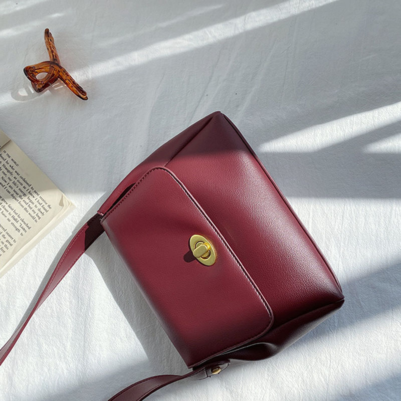 Túi Xách Đeo Chéo Thời Trang Dành Cho Nữ