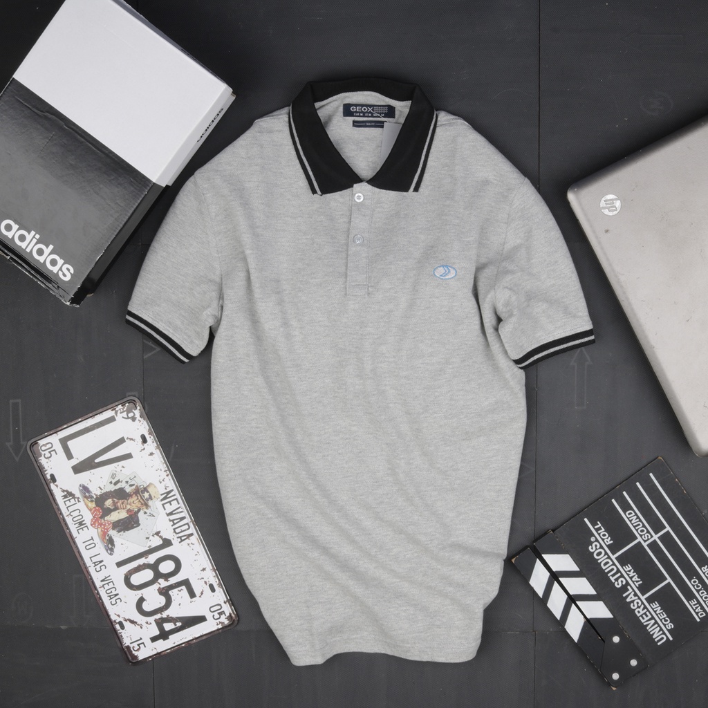 Thanh lý áo phông có cổ màu ghi