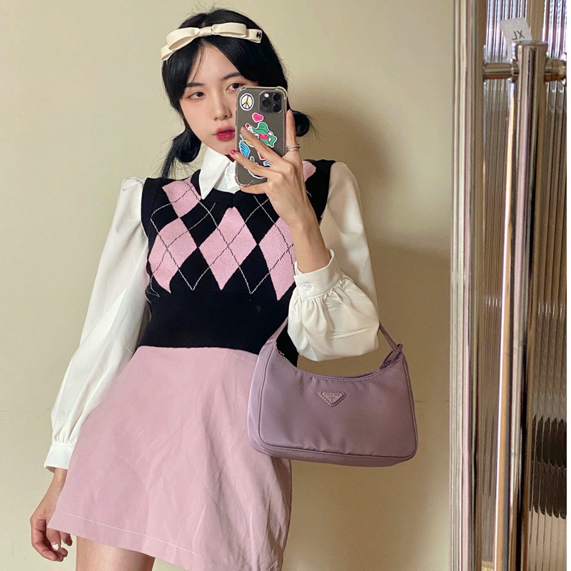 Áo len không tay cổ chữ V đính đá phong cách Hàn Quốc