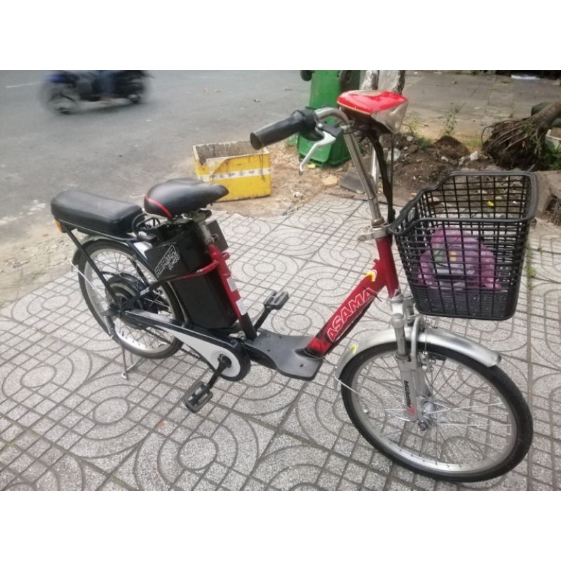 Xe đạp điện Asama 4 bình màu đỏ