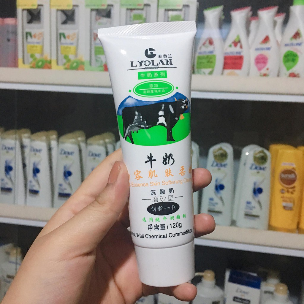 Sữa Rửa Mặt Bò Lyolan - BX3820