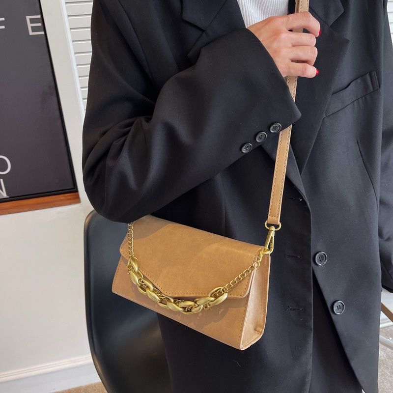 Túi đeo chéo IELGY dày dặn cỡ lớn phối dây xích phong cách cổ điển thường ngày thời trang cho nữ