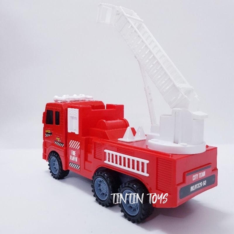 [CHẠY TRỚN] Xe cứu hỏa có thang nâng cao