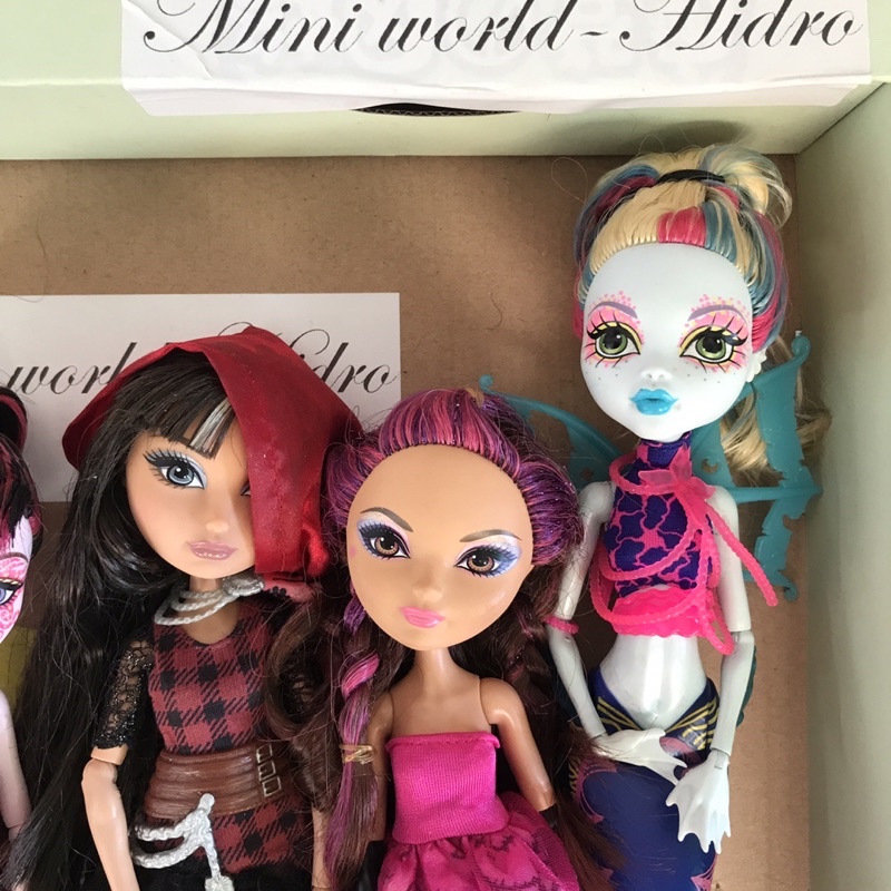 Búp bê MH eah ever after high chính hãng, full đồ monster high. Mã s38