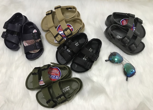 Sandan 2 Khoá lõm Thailand cho bé Unisex