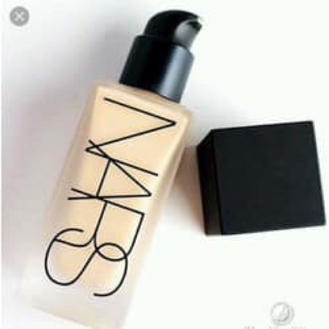 Kem nền Nars chính hãng USA