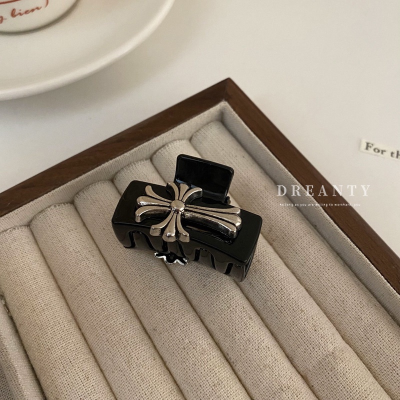 Kẹp Tóc Mini Hình Cá Mập Phong Cách Punk Thời Trang Hàn Quốc Cho Nữ