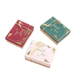 Hộp đựng quà tặng bìa kraft màu Sweet love kèm tag lá vàng nhẹ nhàng tinh tế