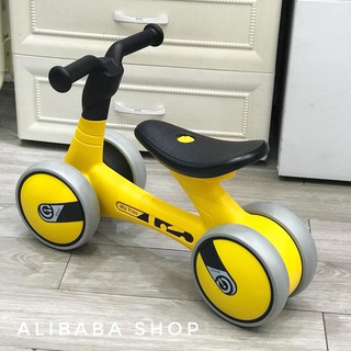 Xe thăng bằng Luddy (4 màu)