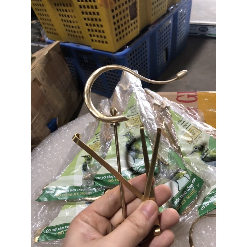 Móc đồng lồng khuyên loại đẹp