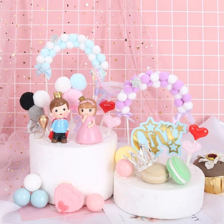 Phụ Kiện Trang Trí Bánh Sinh Nhật Nhiều Phong Cách Lựa Chọn