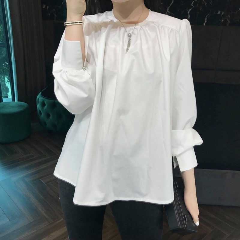 Áo sơ mi nữ dài tay NKN Lilly, thiết kế cổ tròn basic, chất liệu thô mềm cao cấp.
