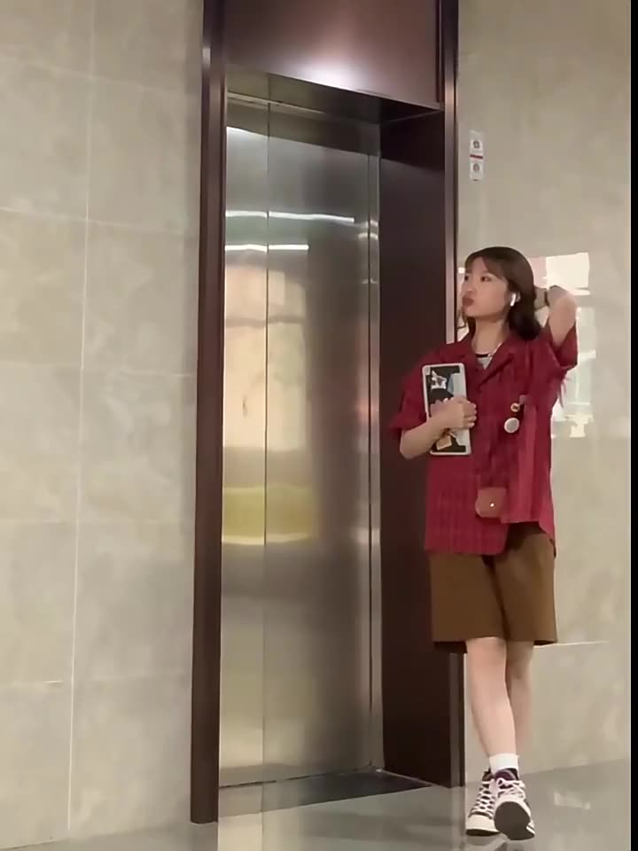 Xiaozhainv Áo Sơ Mi Tay Ngắn Dáng Rộng Họa Tiết Sọc Caro Thời Trang Mùa Hè Cho Nữ | BigBuy360 - bigbuy360.vn