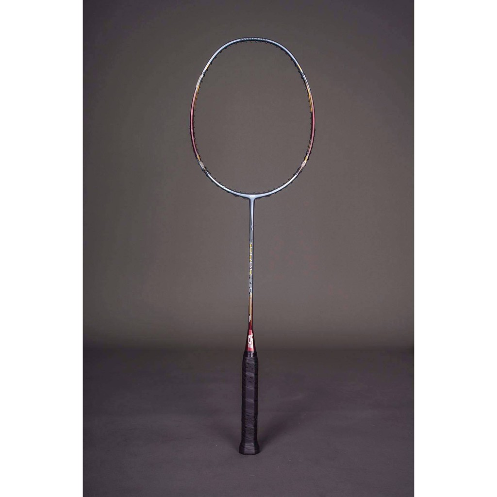 VỢT VS BLADE VỢT CẦU LÔNG VS DÀNH CHO DÂN CHƠI CHUYÊN NGHIỆP Vs blade