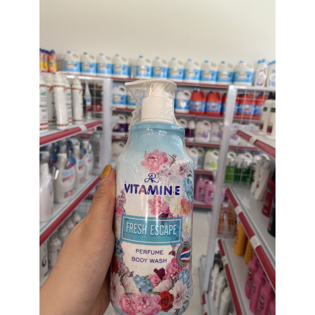 Sữa Tắm Hương Nước Hoa AR Vitamin E Perfume Body Wash 400ml