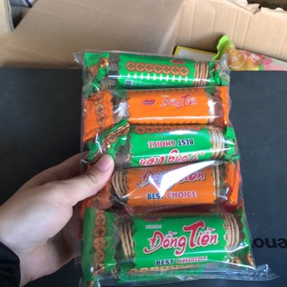 10 gói bánh quy đồng tiền