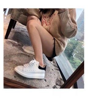 giày mcq hàng sf+ gót lụa nhung đen cực đẹp.