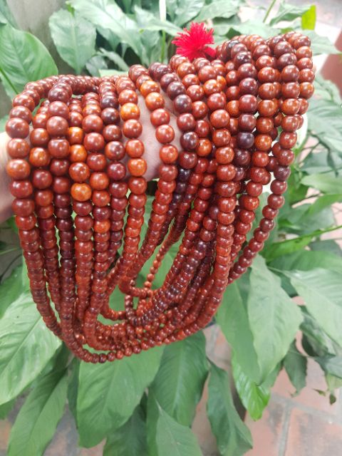 Vòng tràng hạt tròn 10 li gỗ hương 108 hạt