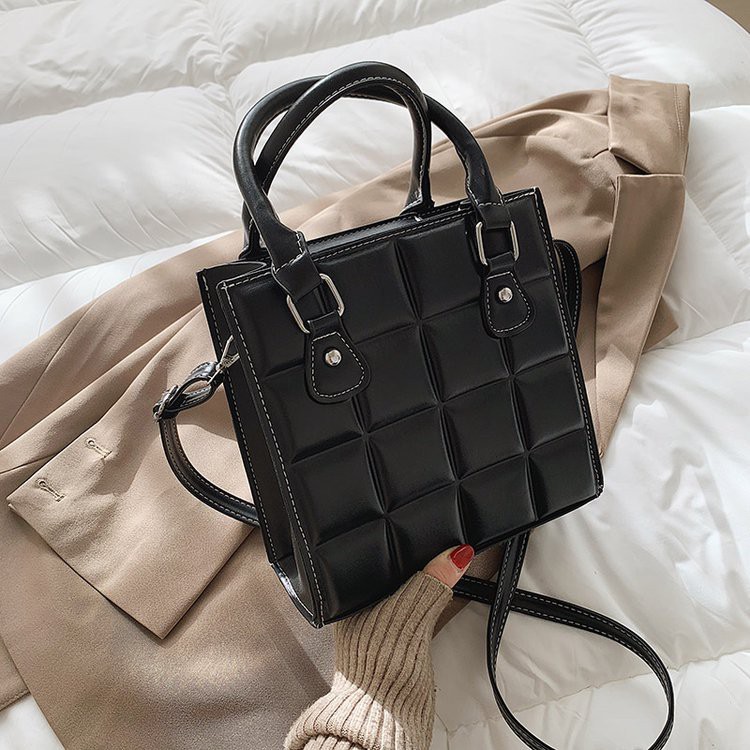 Korean Fashion Diamond Quilted Handbag Casual Simple Shoulder Messenger Bag