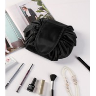 Túi đựng mỹ phẩm màu đen phong cách DMP9