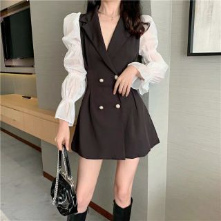 Đầm cổ vest 4 cúc tay phồng