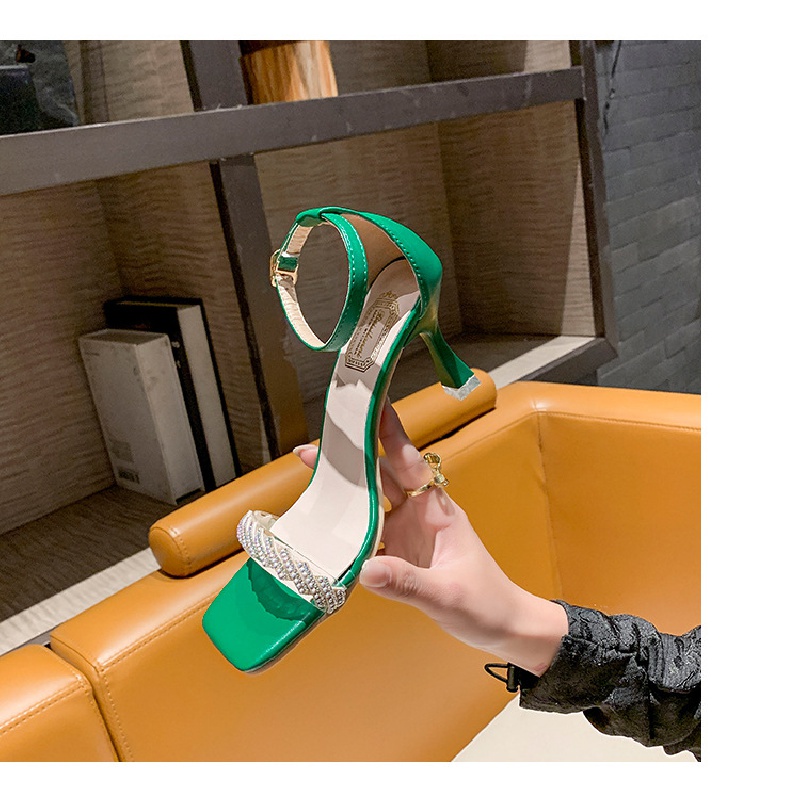Giày Sandal Cao Gót Hở Ngón Mũi Vuông Đính Đá Thời Trang Mùa Hè Hàn Quốc 2022 Dành Cho Bạn Nữ