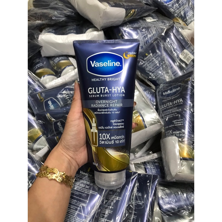 Dưỡng Thể Trắng Da Vaseline 10X Healthy Bright Gluta HYA Burst Over Night Thái Lan 330ml chính hãng (xanh)