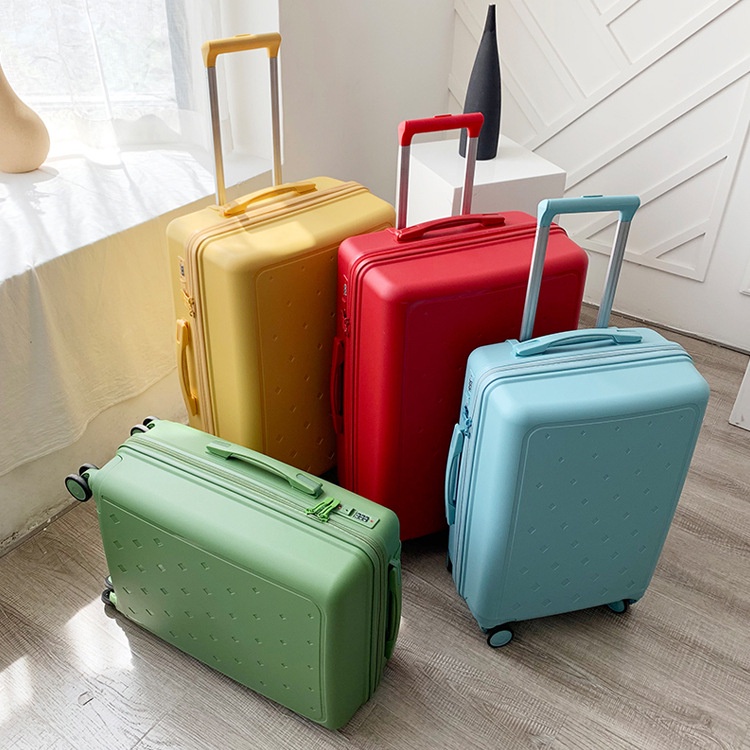 Vali Nhựa PP Size To 24/26/28 cao cấp chống bể vỡ cực tốt.Va đập không móp méo,chống xước tốt.(BH 2 năm)